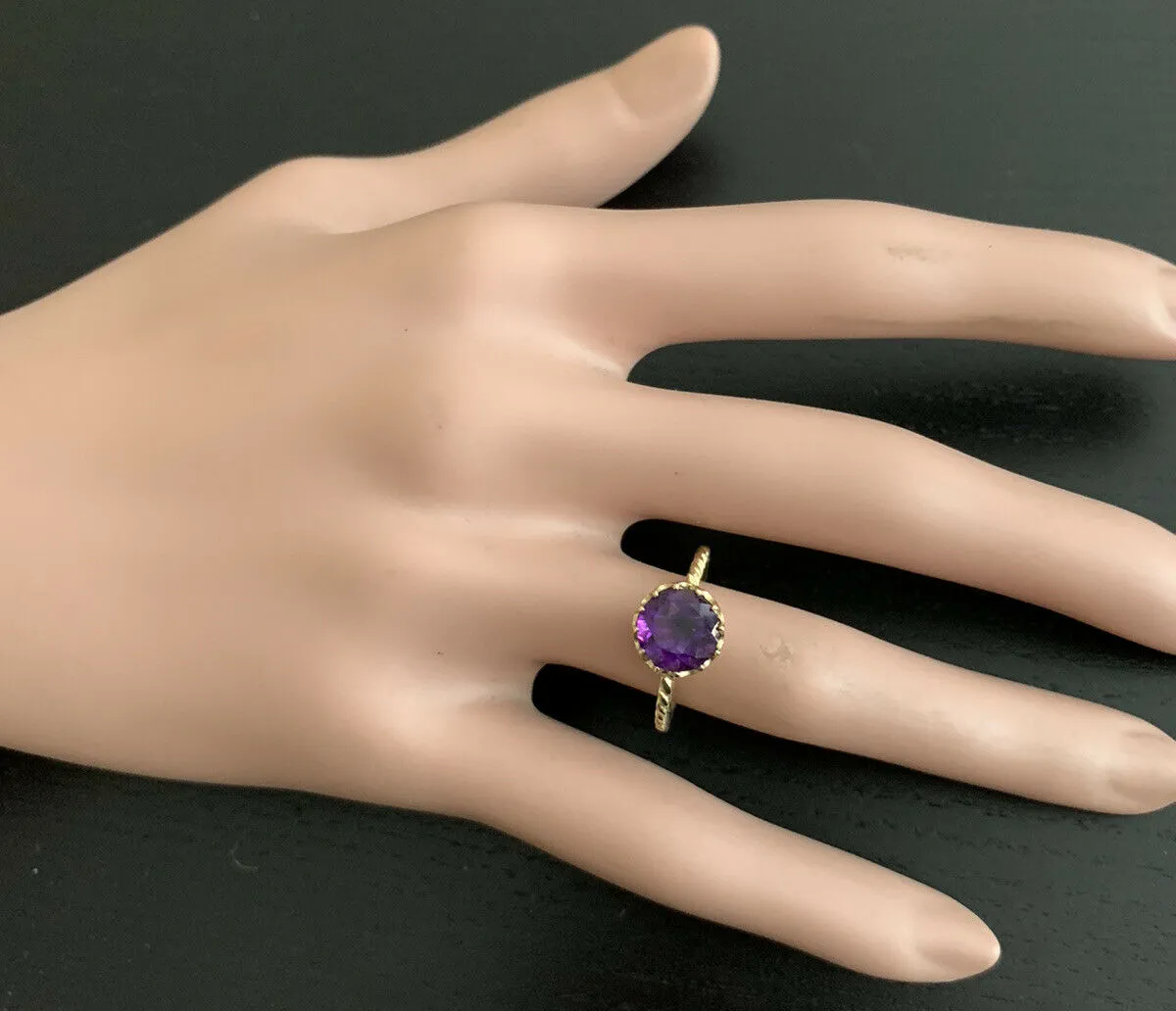 2.00 Carats Natural Amethyst 14k Solid Yellow Gold Ring