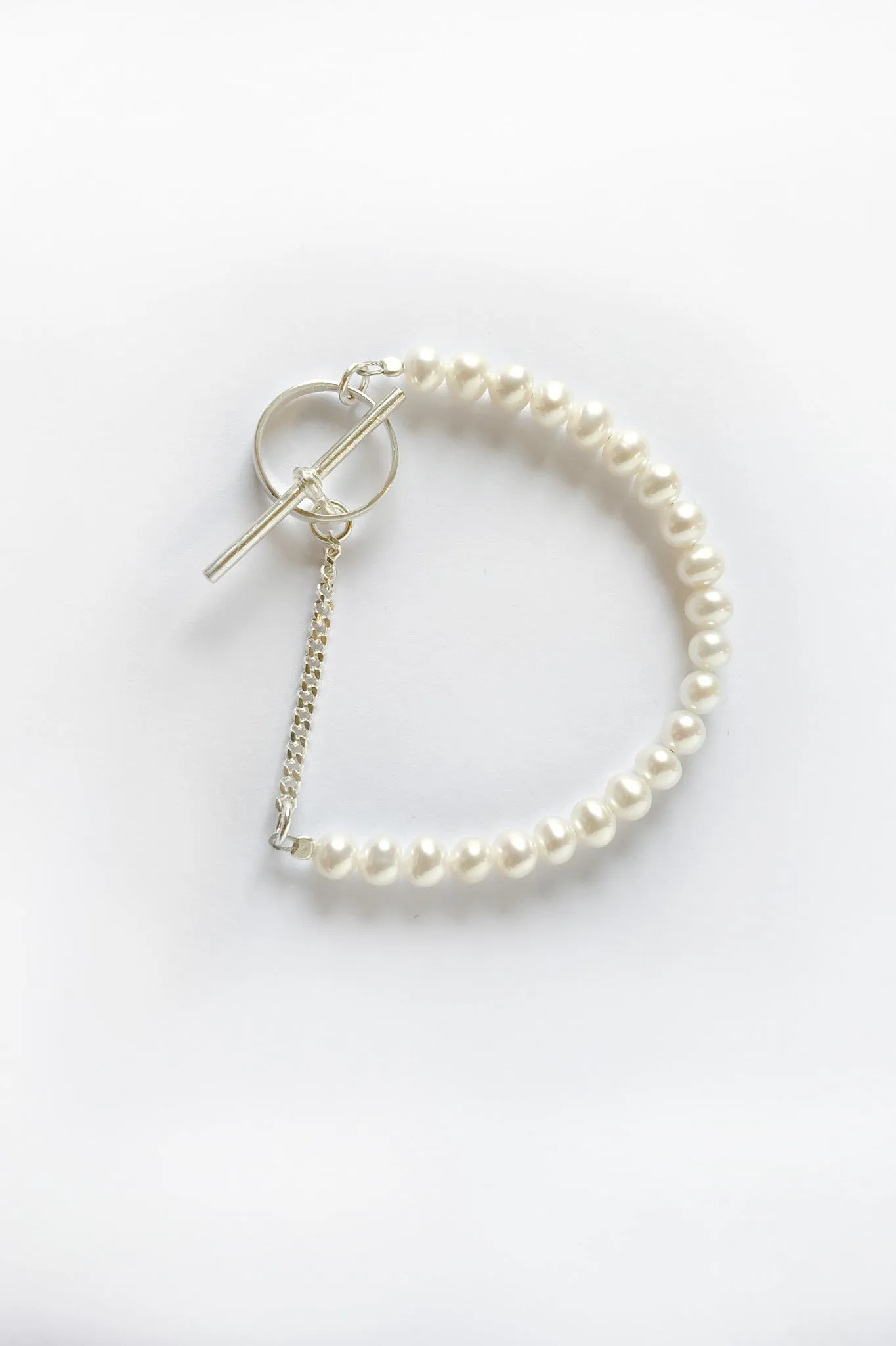 Cherish Bracelet | White Pearls