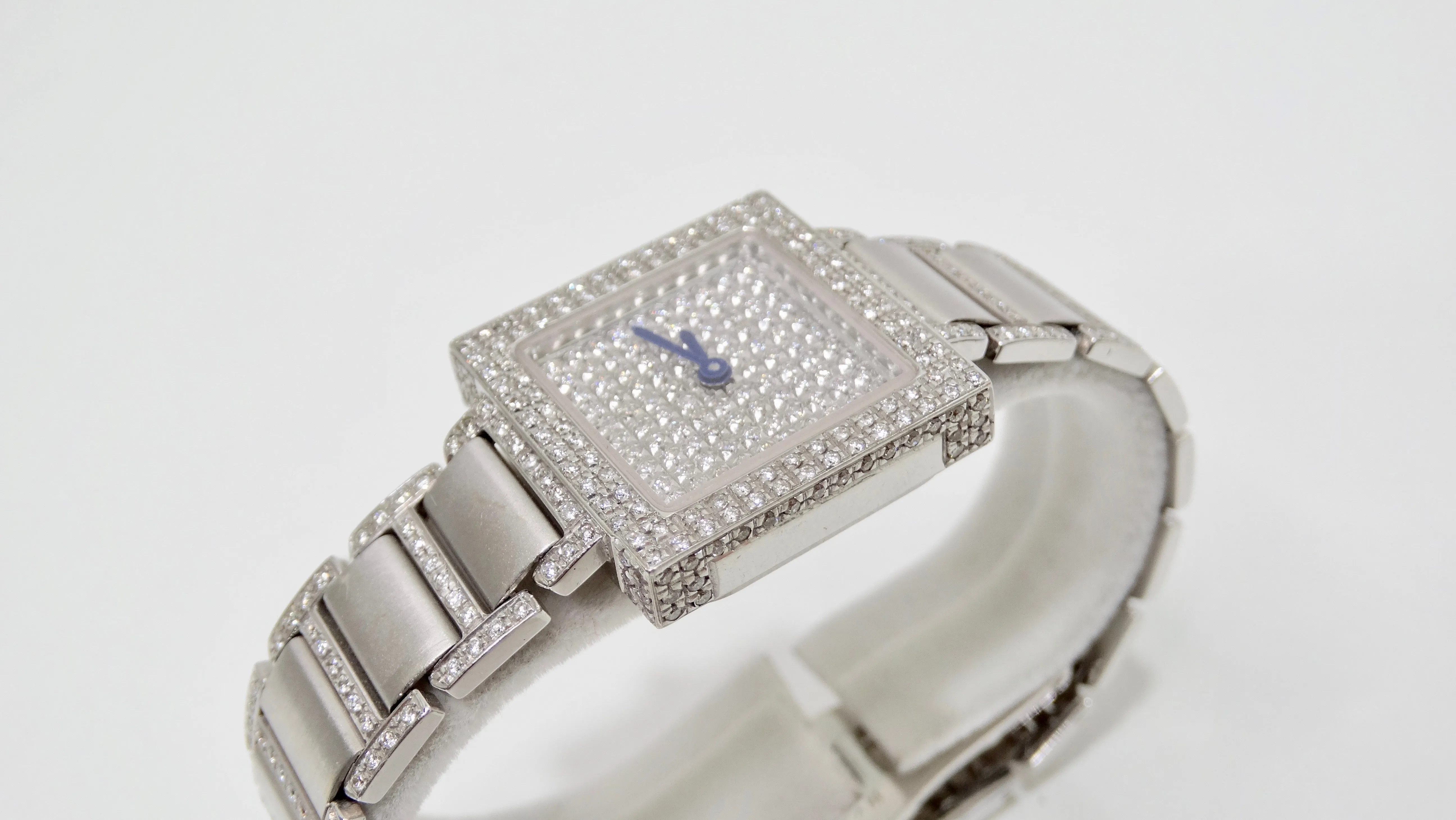 Diamond 18k White Gold Wrist Watch