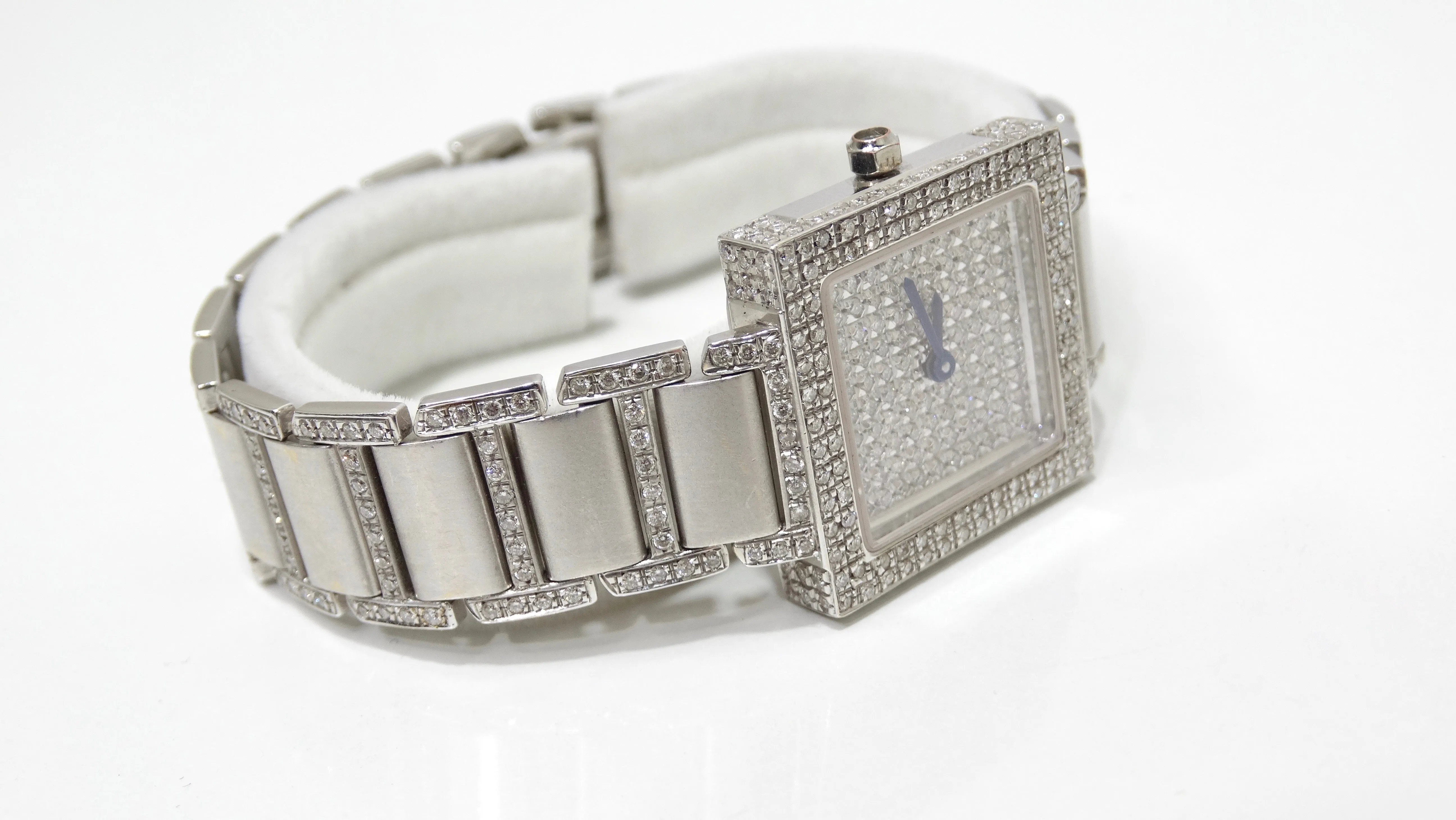 Diamond 18k White Gold Wrist Watch