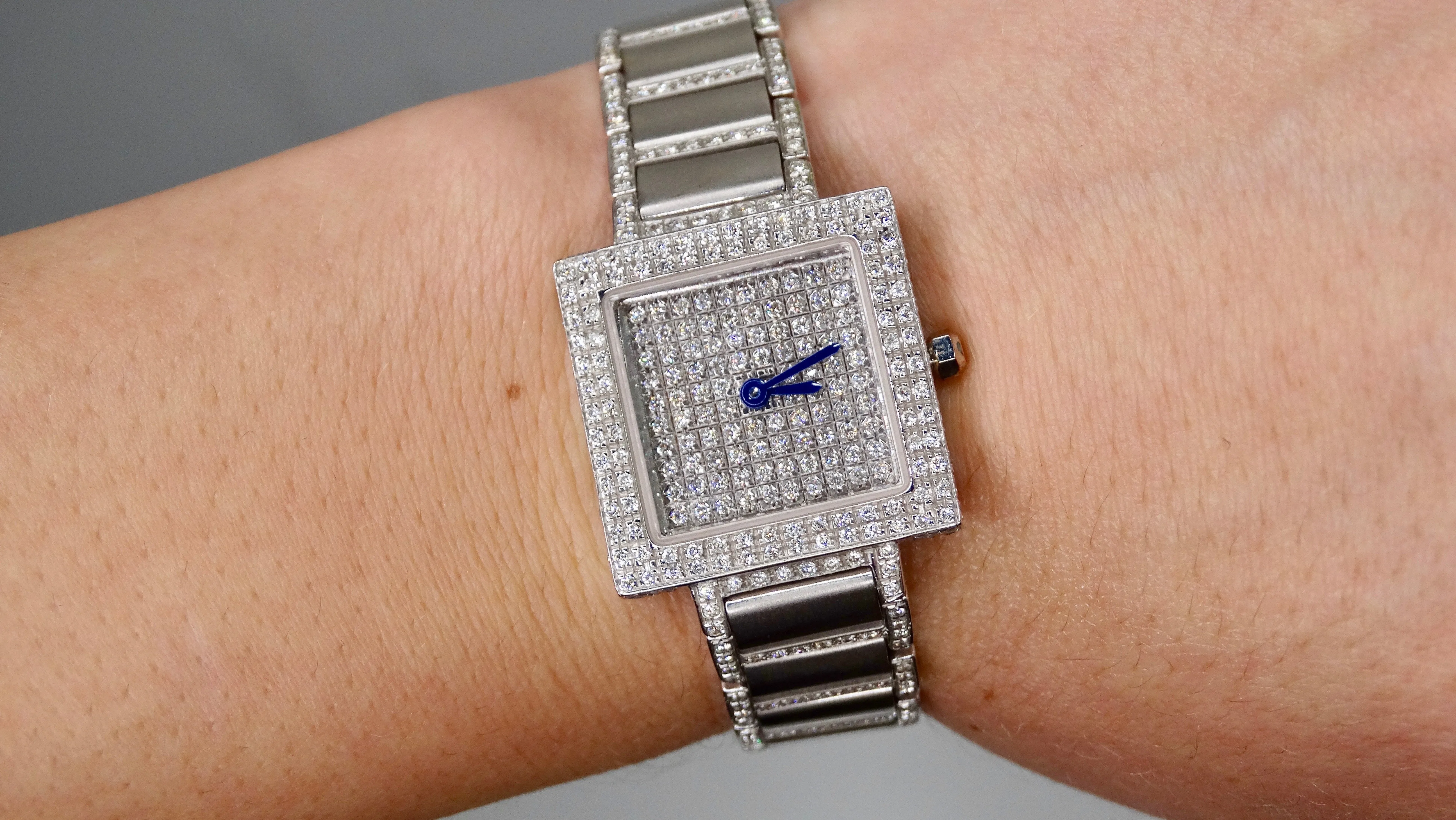 Diamond 18k White Gold Wrist Watch