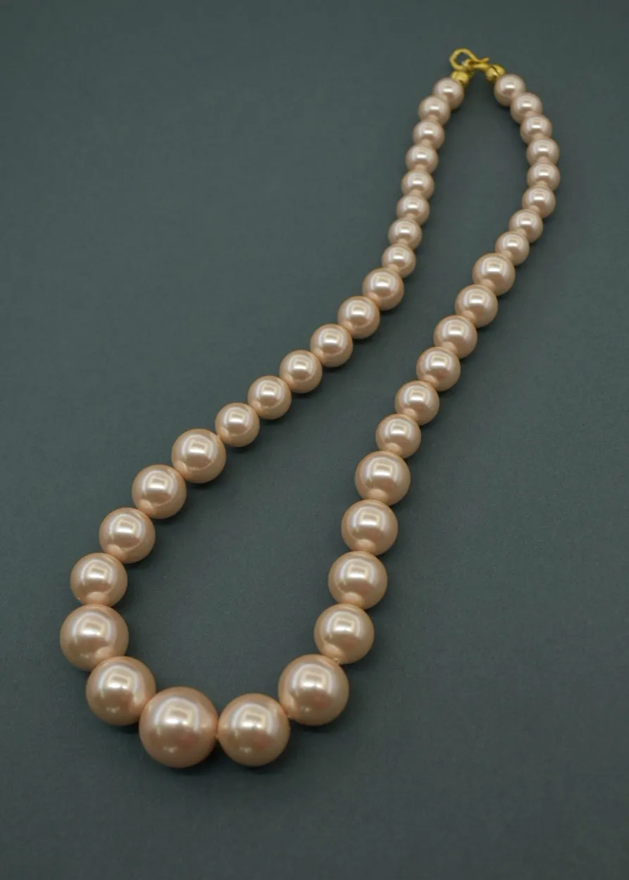 GLITTERING MULTI COLOUR PEARL NECKLACE