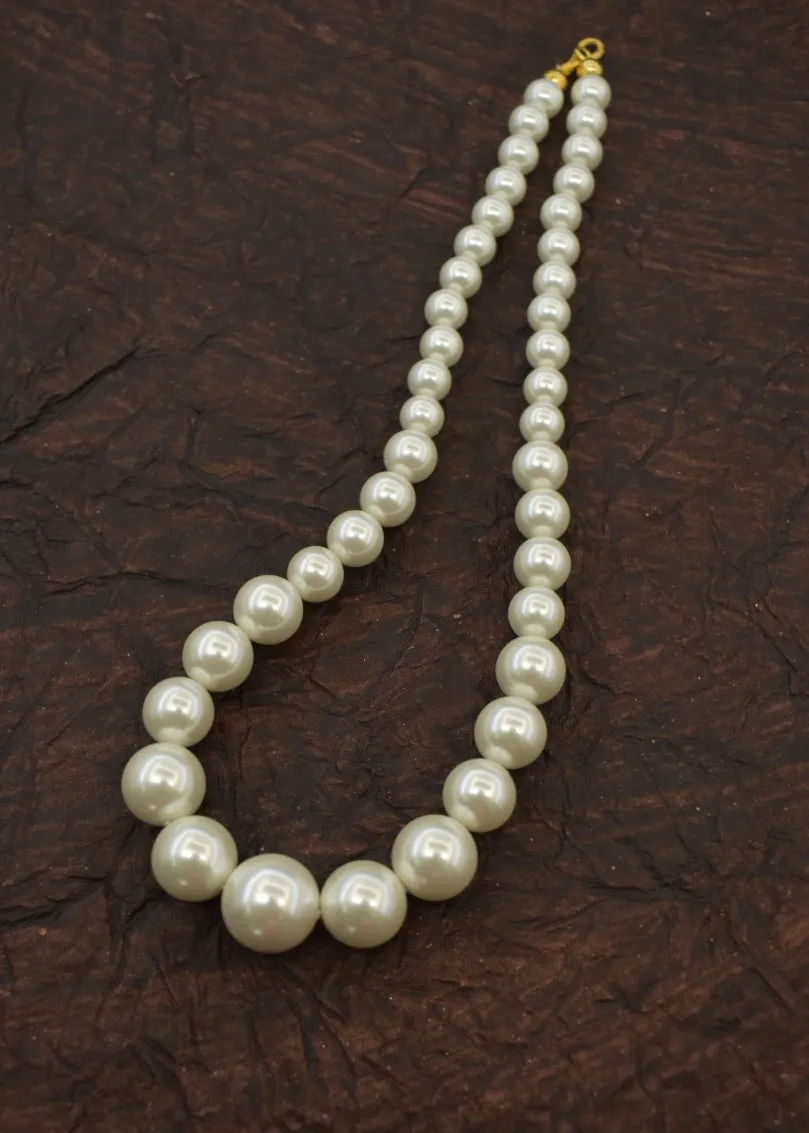 GLITTERING MULTI COLOUR PEARL NECKLACE