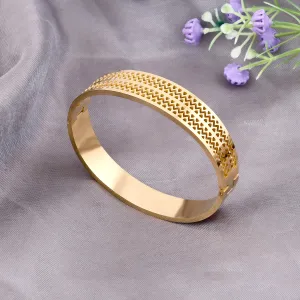 Golden Shine Kada Bracelet