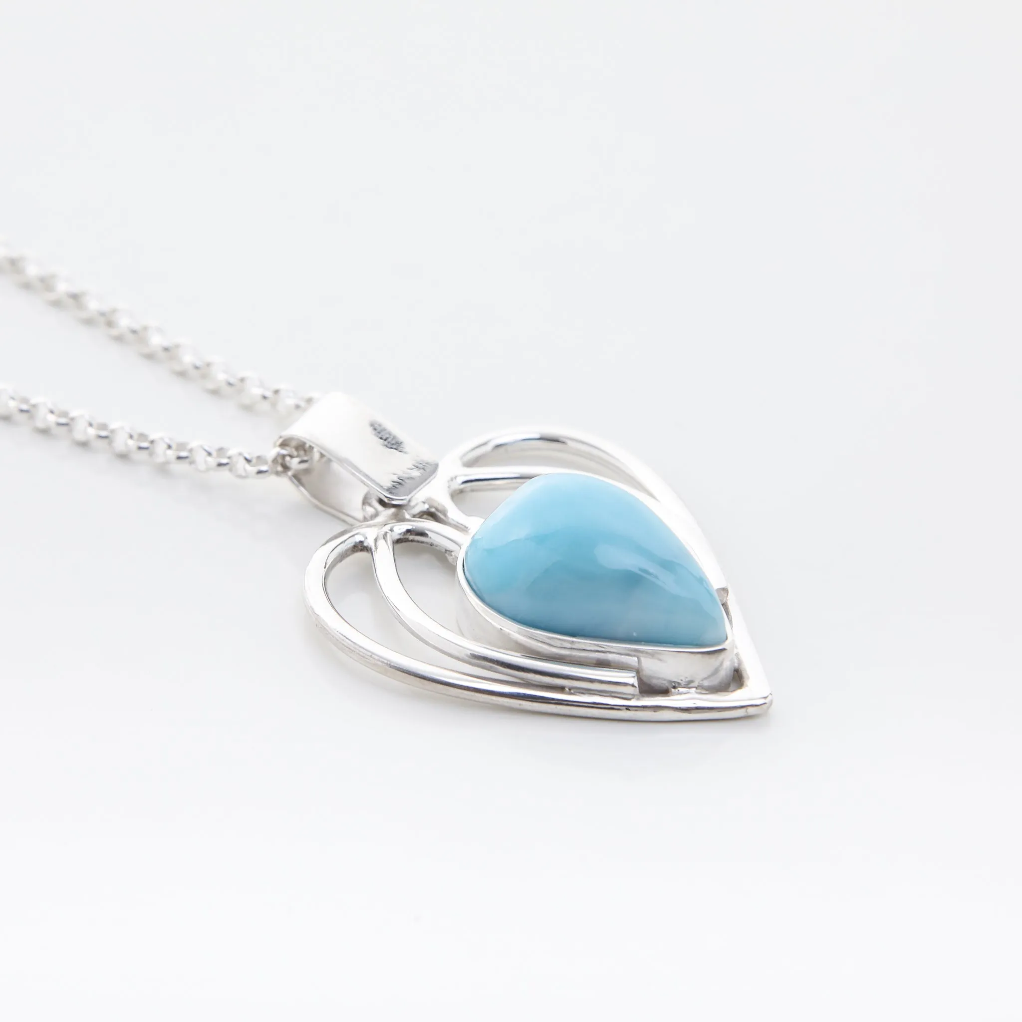 Larimar Heart Vivian