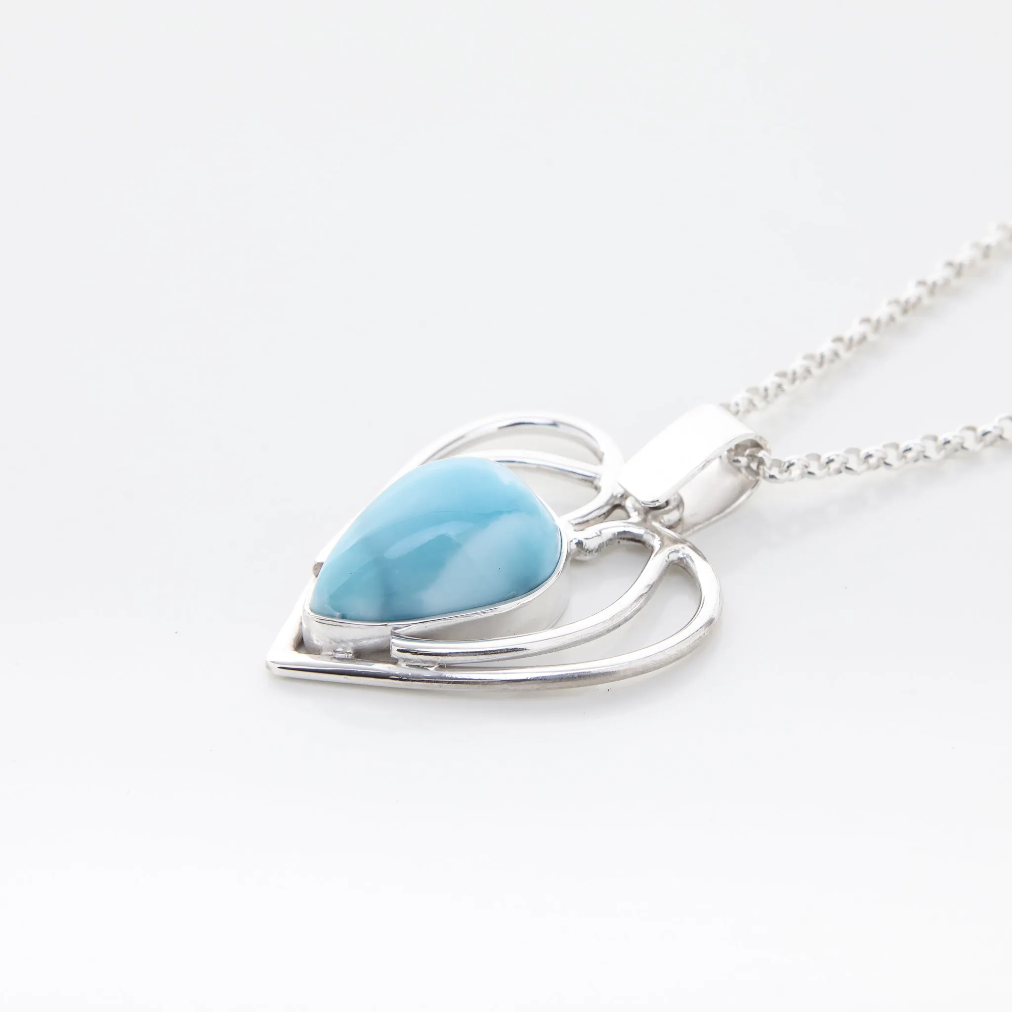 Larimar Heart Vivian