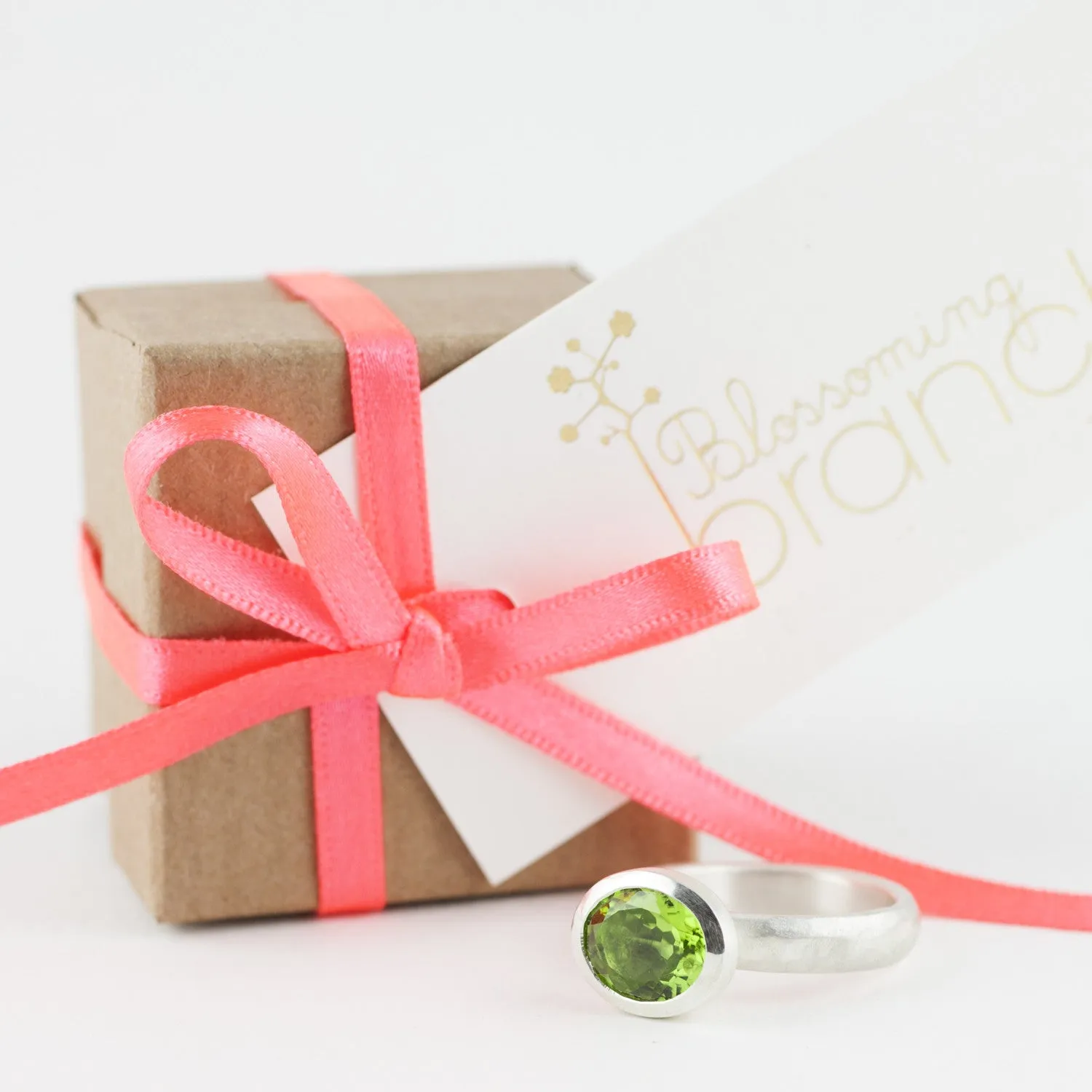 Oval Peridot Stone Set Ring