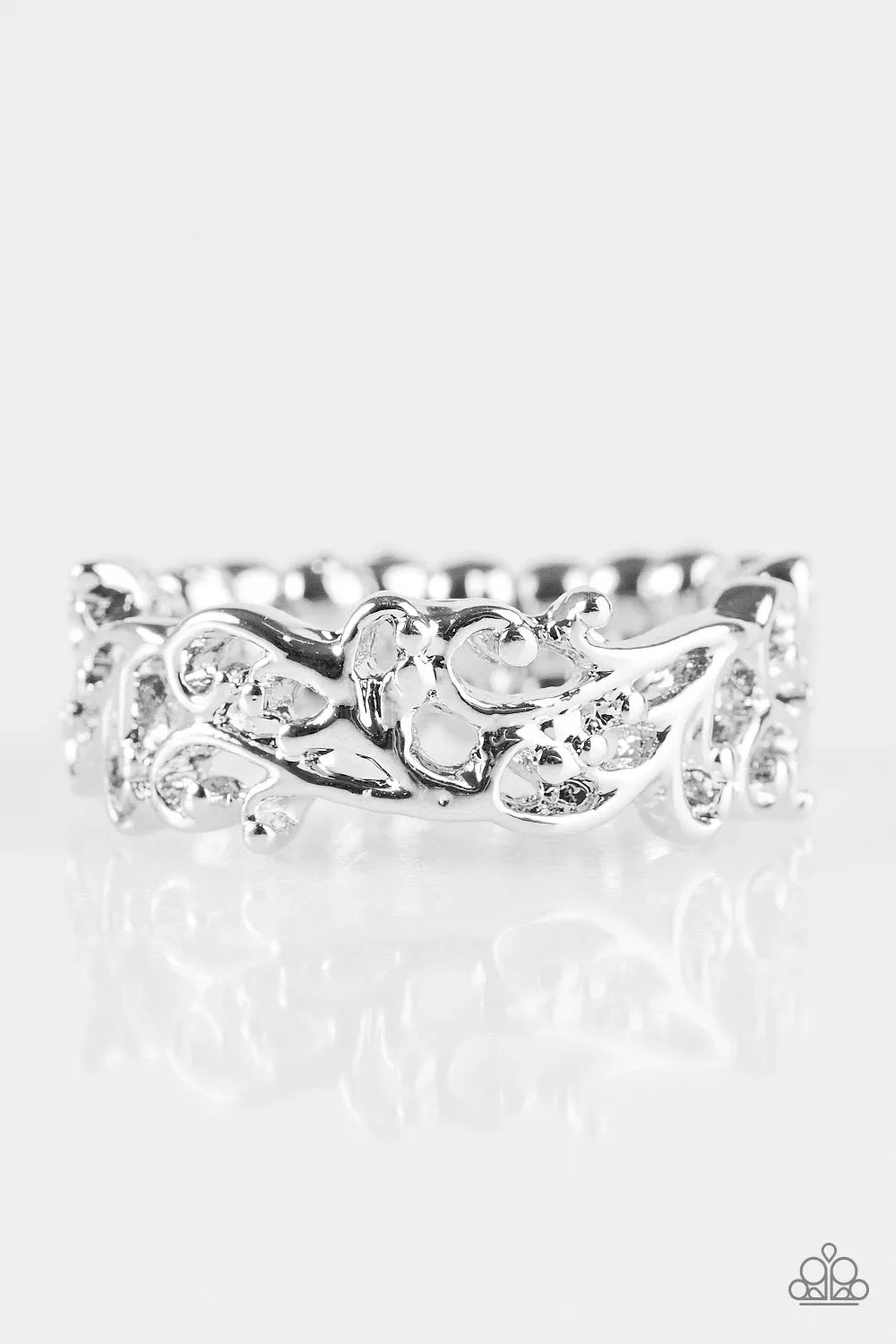 Paparazzi Ring ~ Walk A VINE Line - Silver