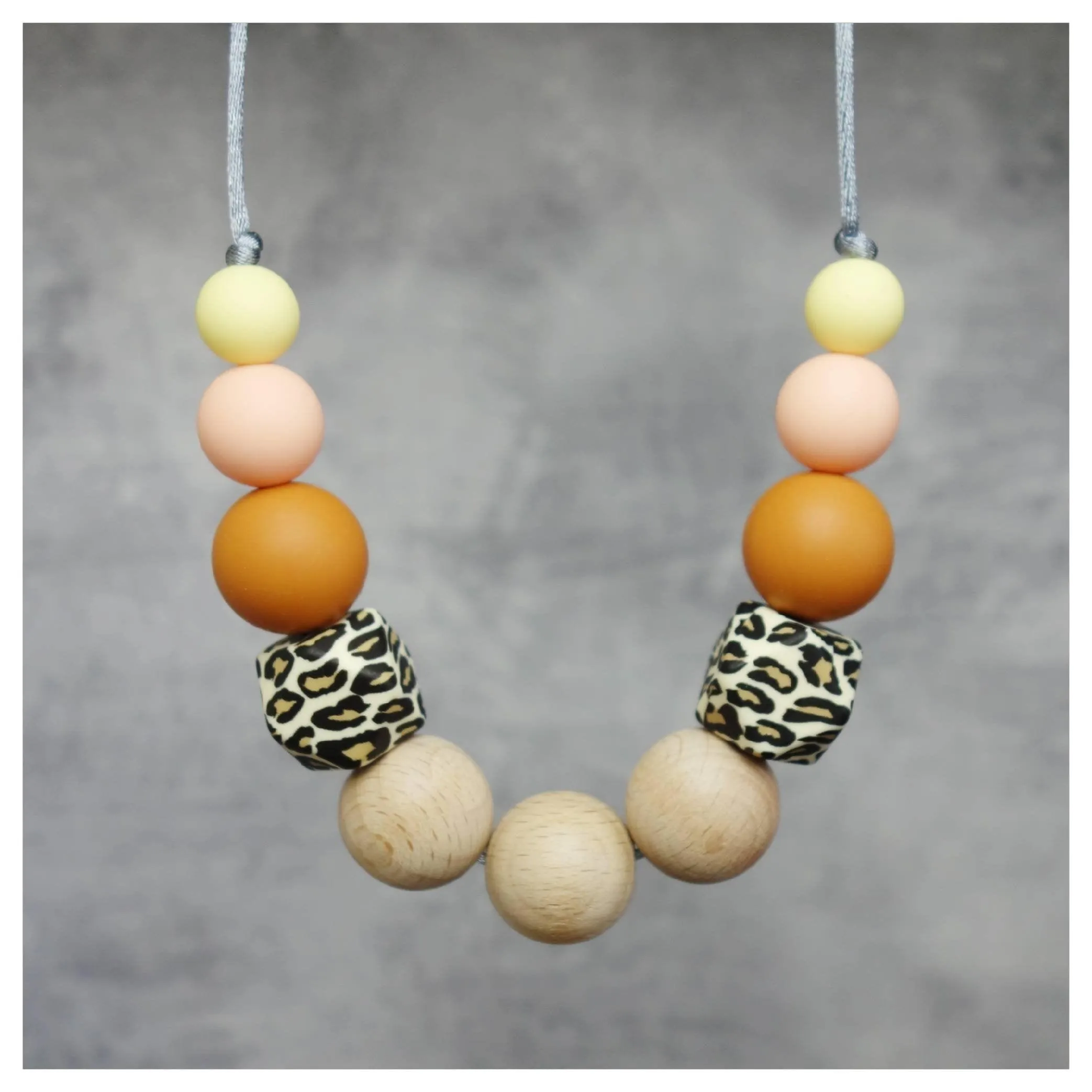 Sahara Silicone Teething Necklace & Breastfeeding Necklace