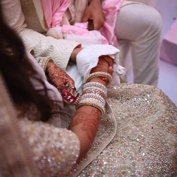 Traditional Flower Mirror Bridal Chura, Punjabi Chuda Wedding Bangles, Punjabi Choora, Pakistani Choora, Punjabi Chooda, Bridal jewelry